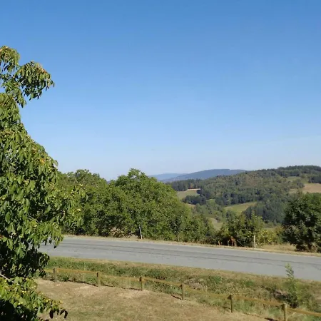 Familial 200m² Avec 6 Chambres, Terrasse, Jardin, Proche Ferme, Charges Incluses, Animaux Acceptes - Fr-1-496-18 Holiday home