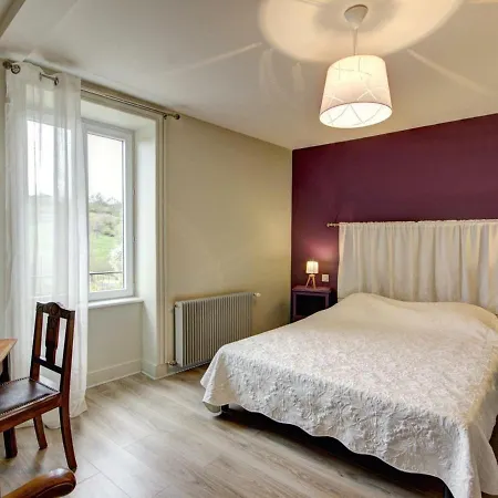 Familial 200m² Avec 6 Chambres, Terrasse, Jardin, Proche Ferme, Charges Incluses, Animaux Acceptes - Fr-1-496-18 * Saint-Didier-sur-Rochefort