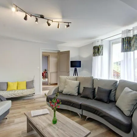 Familial 200m² Avec 6 Chambres, Terrasse, Jardin, Proche Ferme, Charges Incluses, Animaux Acceptes - Fr-1-496-18 * Saint-Didier-sur-Rochefort