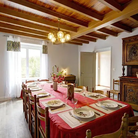 Familial 200m² Avec 6 Chambres, Terrasse, Jardin, Proche Ferme, Charges Incluses, Animaux Acceptes - Fr-1-496-18 Holiday home Saint-Didier-sur-Rochefort