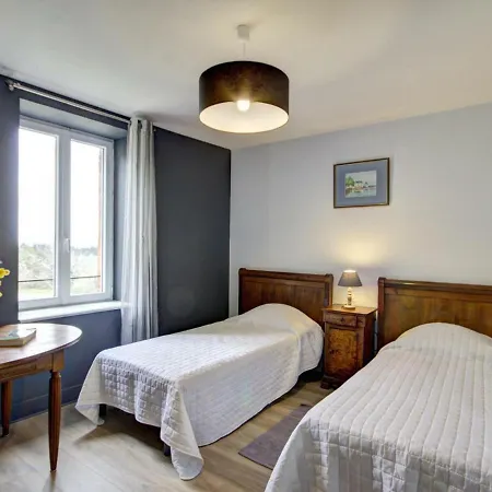 Familial 200m² Avec 6 Chambres, Terrasse, Jardin, Proche Ferme, Charges Incluses, Animaux Acceptes - Fr-1-496-18 Holiday home