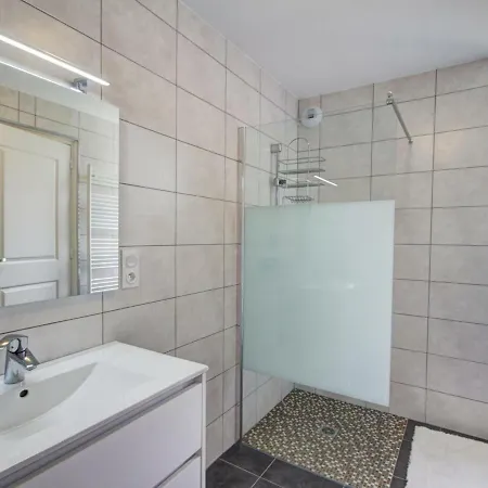 Familial 200m² Avec 6 Chambres, Terrasse, Jardin, Proche Ferme, Charges Incluses, Animaux Acceptes - Fr-1-496-18 Holiday home